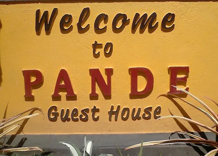 Pande Gasthof Pemuteran